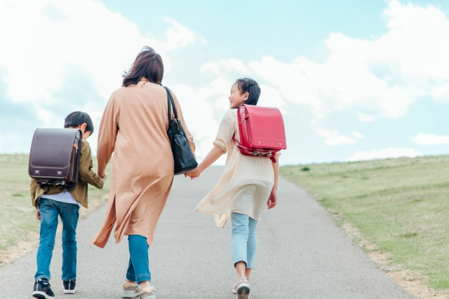 家庭改善による再登校支援（全国オンライン）